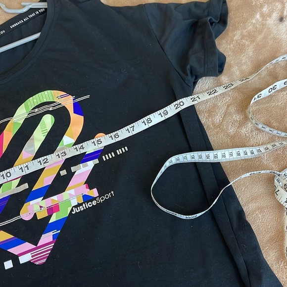 JUSTICE Black Multicolored Graphic Short Sleeve Scoop Neck Top Size XL Plus - Picture 6 of 7